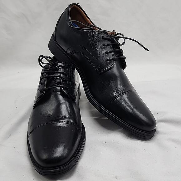 CLARKS WHIDDON CAP BLACK LEATHER GRIPPY RUBBER SOLE DERBYS MEN\'S 7 NWOB ELEGANT